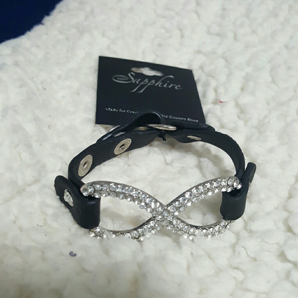 bracelet. (107)
